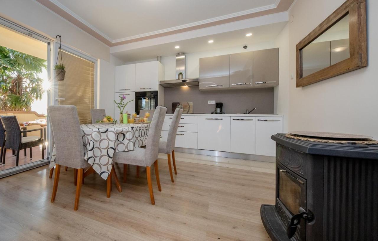 Apartments Vladimir 2836 Palit Dış mekan fotoğraf